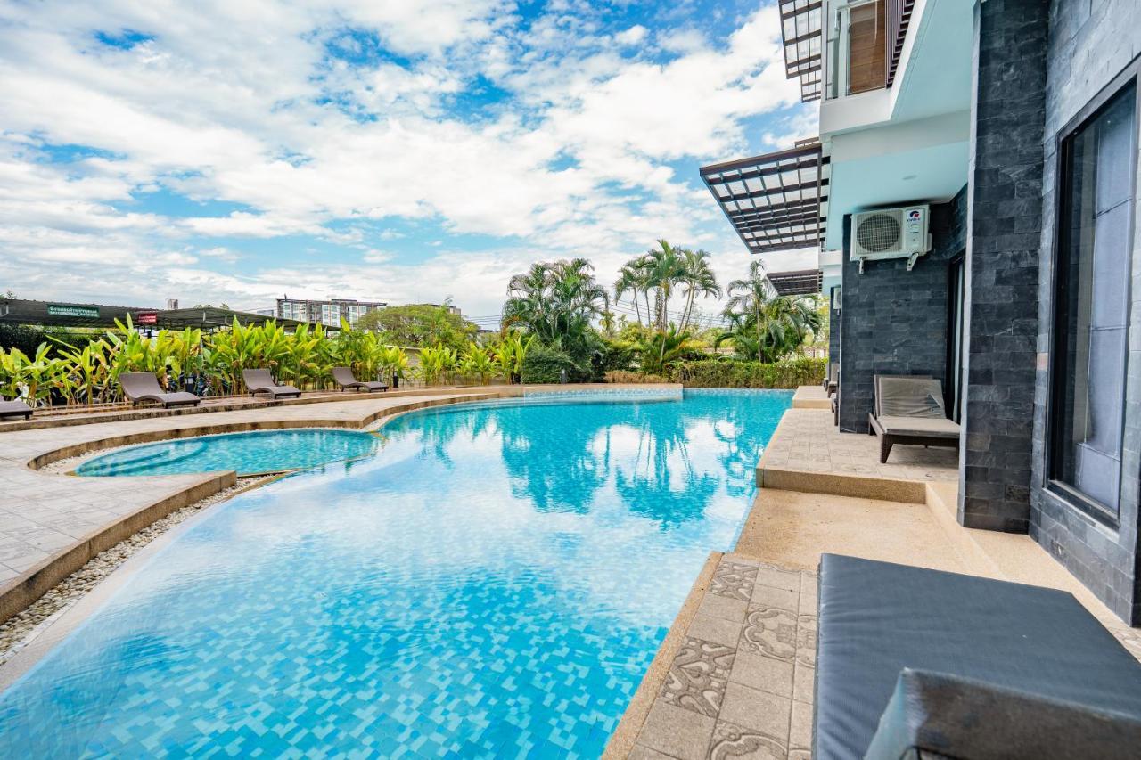 Raintree Condominium — Photos 3
