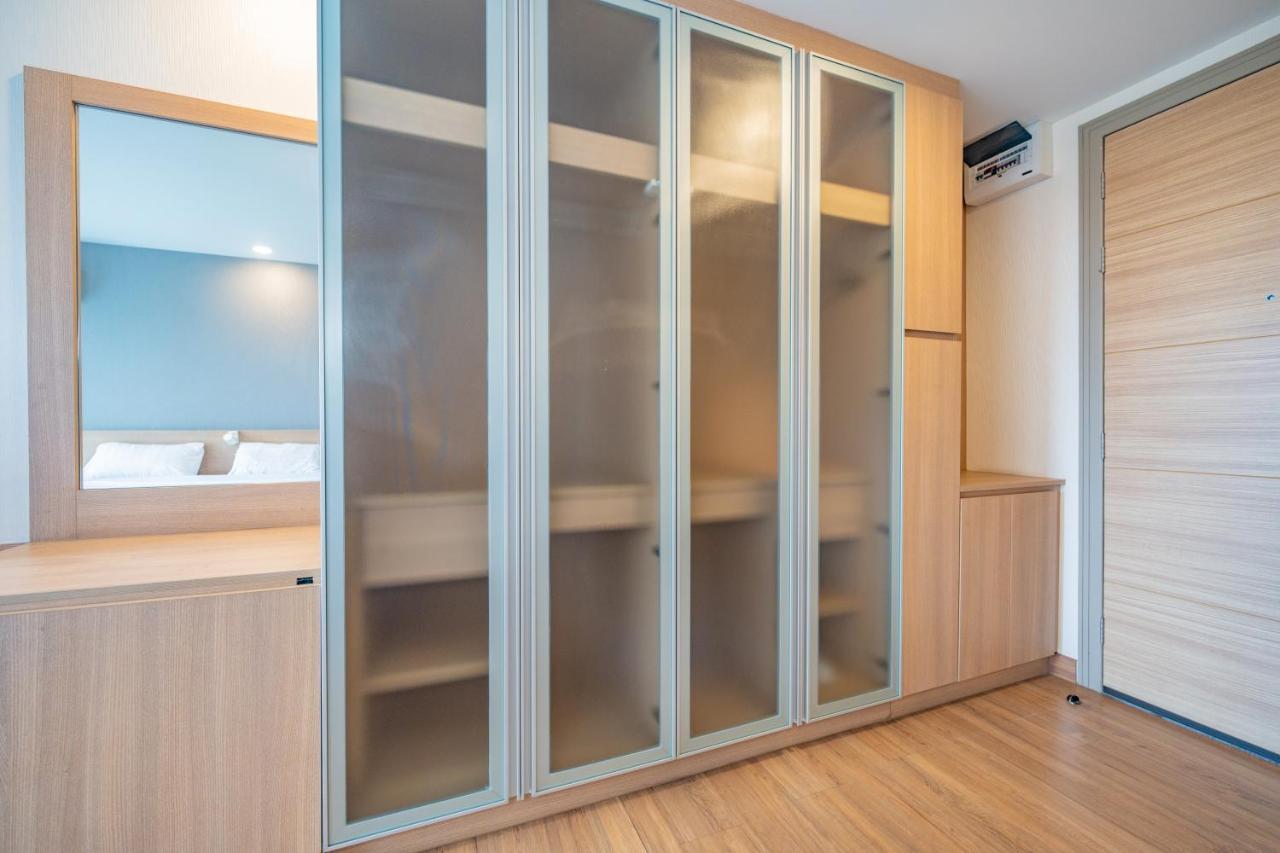 Raintree Condominium — Photos 1
